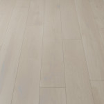 M601 Kingswood Castle White 1